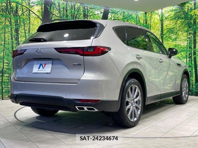 Mazda CX-60 2023-07 7217040-17