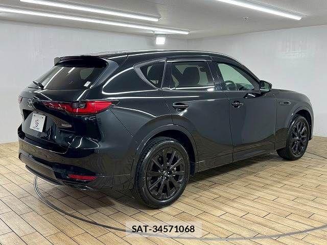 Mazda CX-60 2022-11 7250410-17