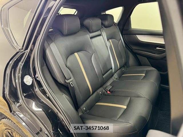 Mazda CX-60 2022-11 7250410-5