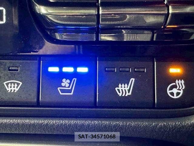 Mazda CX-60 2022-11 7250410-7