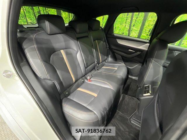 Mazda CX-60 2022-08 7250412-9