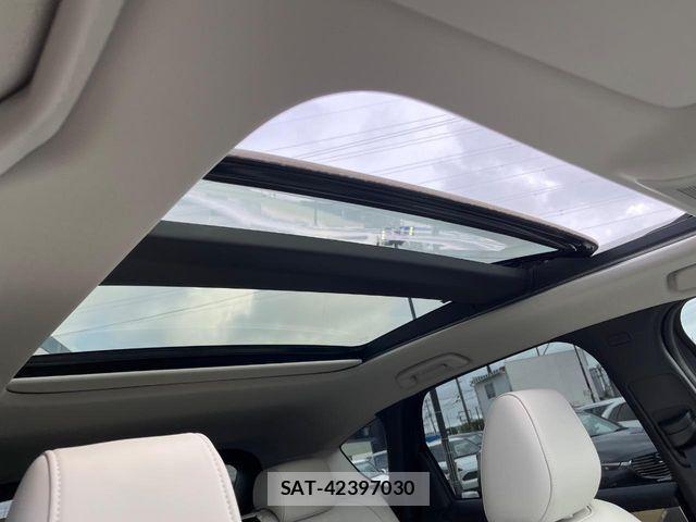 Mazda CX-60 2023-09 7271782-4