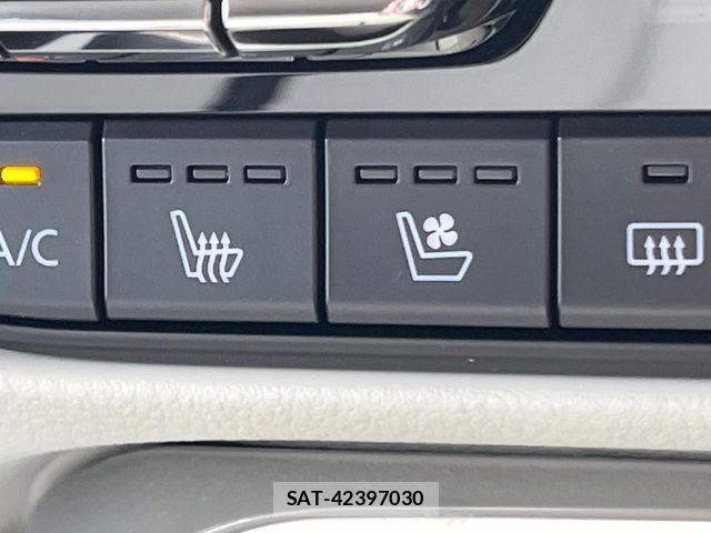 Mazda CX-60 2023-09 7271782-6