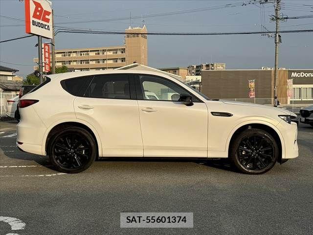 Mazda CX-60 2022-10 7326554-11
