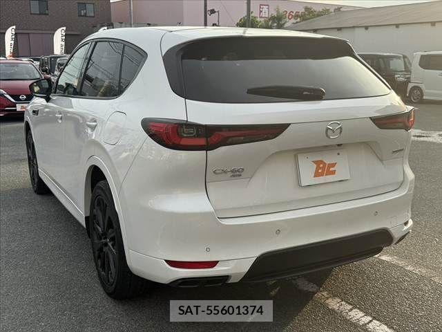 Mazda CX-60 2022-10 7326554-14