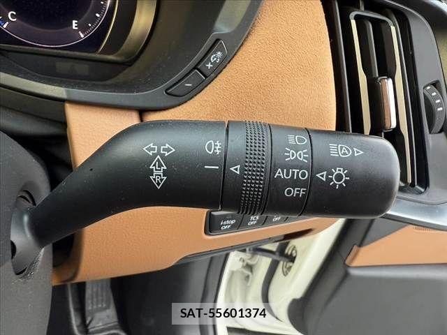 Mazda CX-60 2022-10 7326554-23