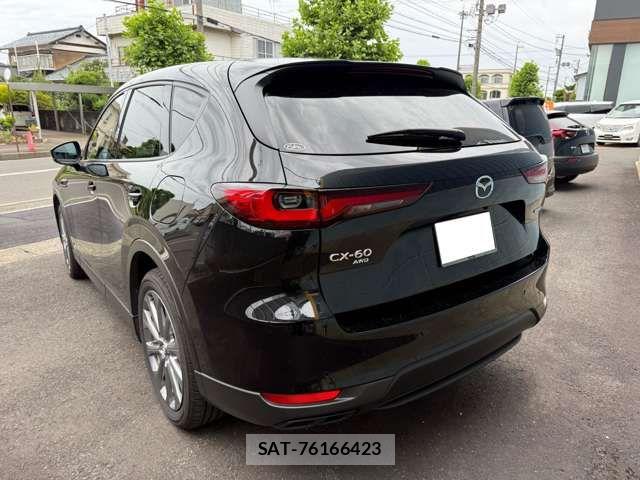 Mazda CX-60 2024-07 7326558-3