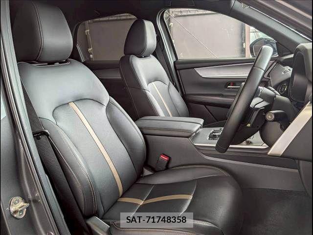 Mazda CX-60 2023-04 7357445-4