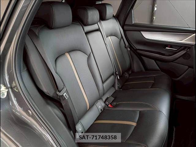 Mazda CX-60 2023-04 7357445-5