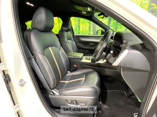 Mazda CX-60 2022-11 7391802-7