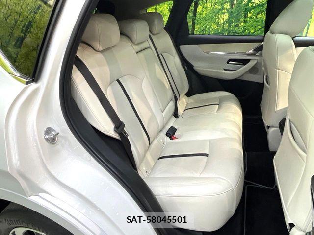 Mazda CX-60 2022-08 7453807-8