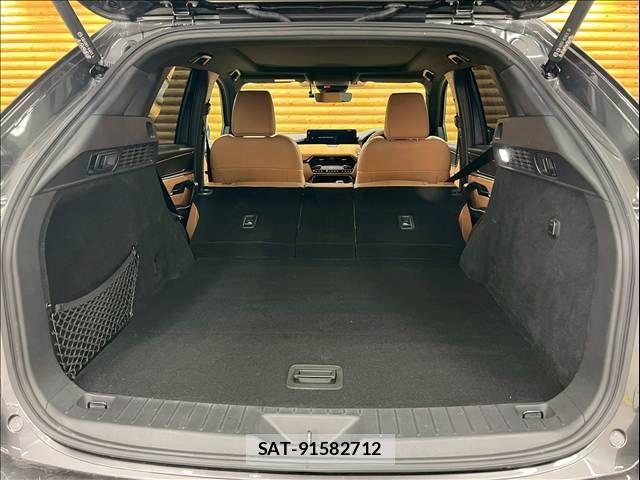 Mazda CX-60 2023-03 7500154-17
