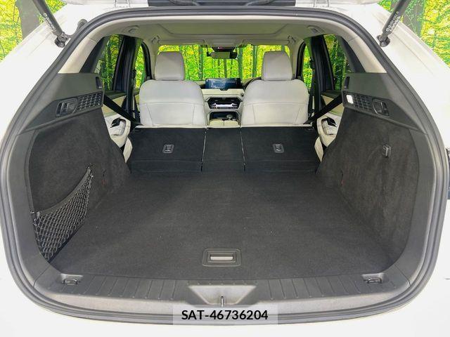 Mazda CX-60 2023-10 7616028-9