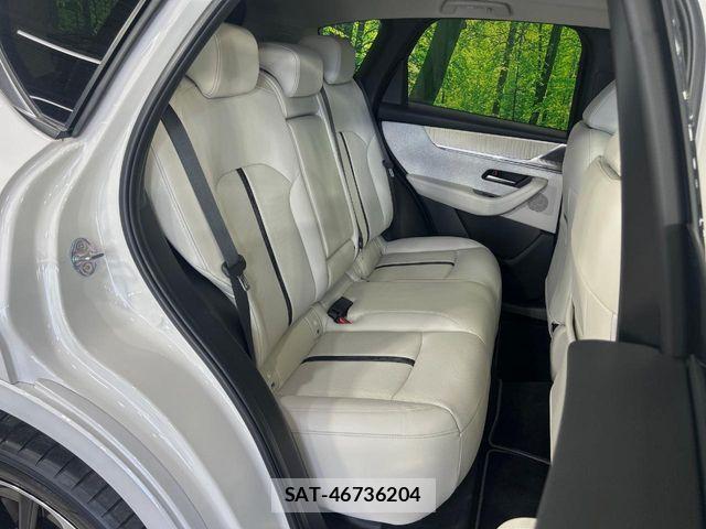 Mazda CX-60 2023-10 7616028-8