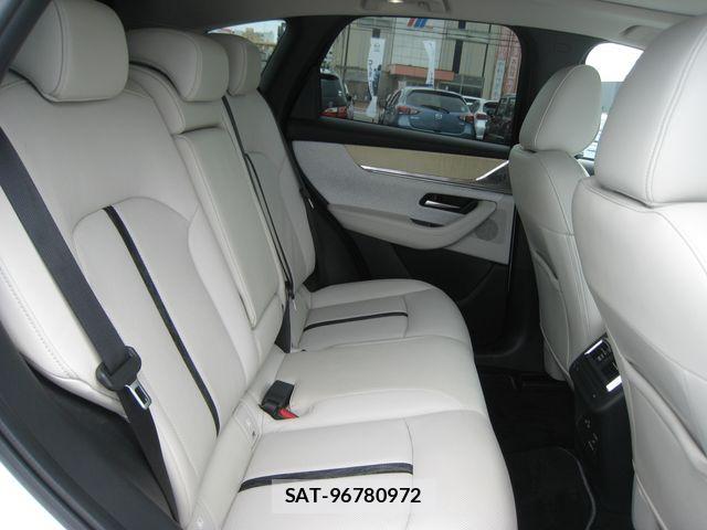 Mazda CX-60 2023-11 7722458-15