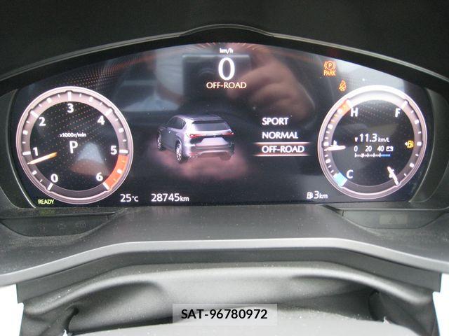 Mazda CX-60 2023-11 7722458-24