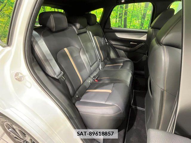 Mazda CX-60 2022-11 7722467-9