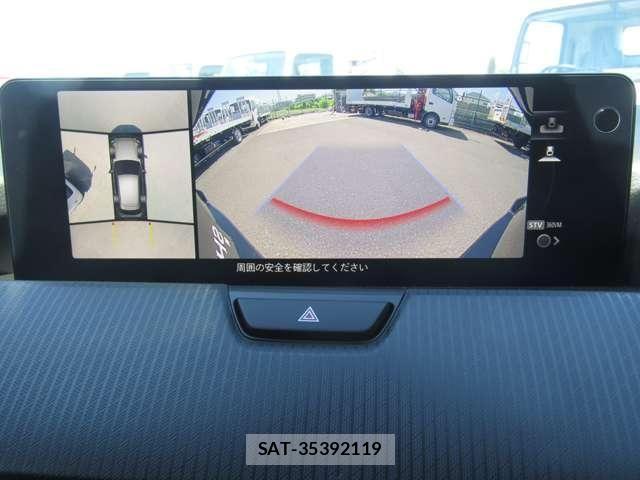 Mazda CX-60 2025-02 7722463-23