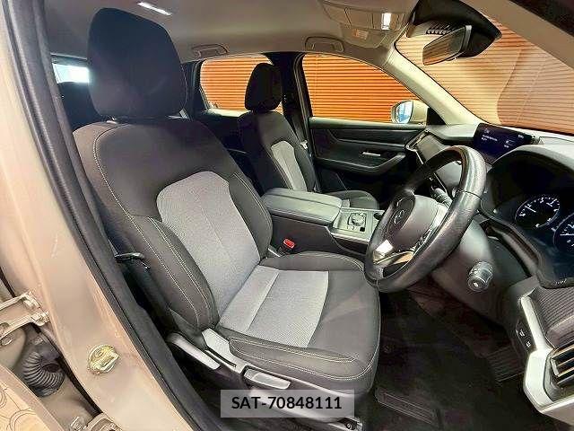 Mazda CX-60 2023-02 7722476-7