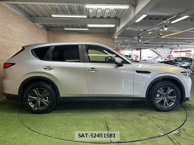 Mazda CX-60 2023-04 7722475-17