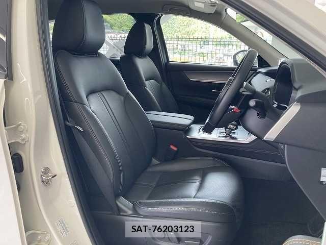 Mazda CX-60 2023-08 7722468-4
