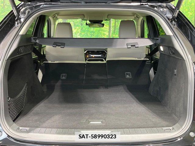 Mazda CX-60 2023-10 7784080-9