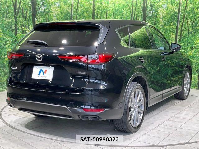 Mazda CX-60 2023-10 7784080-16