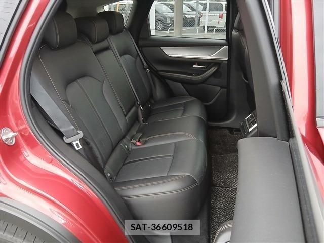 Mazda CX-60 2023-02 7876024-14