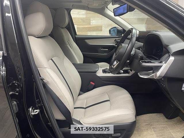 Mazda CX-60 2023-06 7961119-11