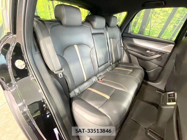 Mazda CX-60 2023-03 8035179-8