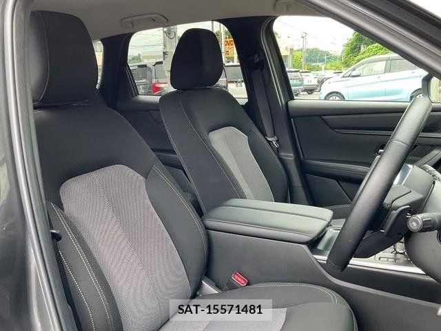 Mazda CX-60 2023-04 8035180-7