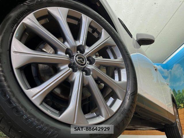 Mazda CX-60 2023-09 8073489-13