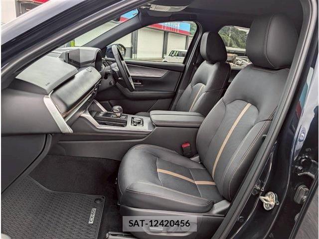 Mazda CX-60 2023-07 8098782-11