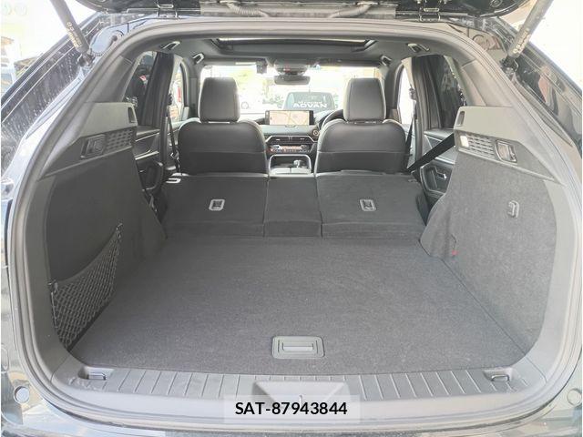 Mazda CX-60 2025-04 8129670-15