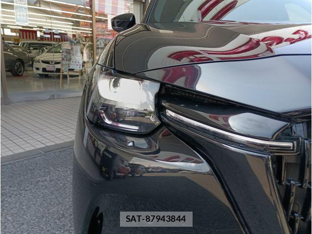 Mazda CX-60 2025-04 8129670-4