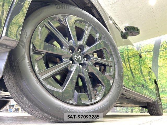 Mazda CX-60 2022-09 8145669-13