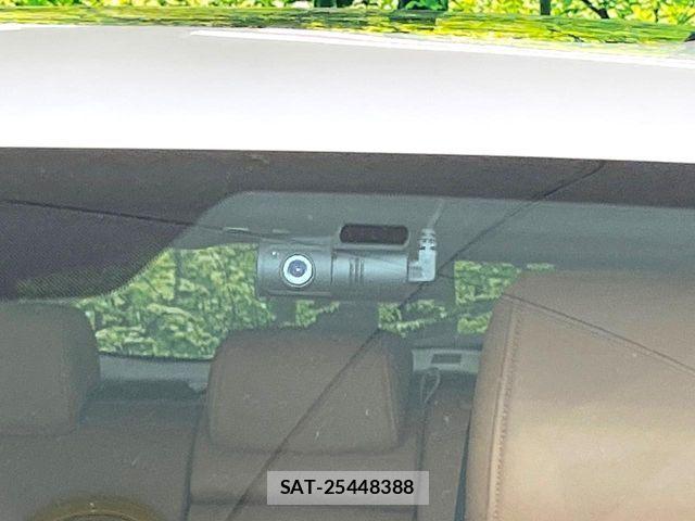 Mazda CX-60 2023-09 8158262-6