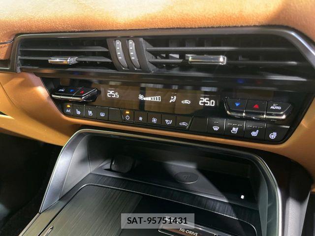 Mazda CX-60 2022-10 8207186-6