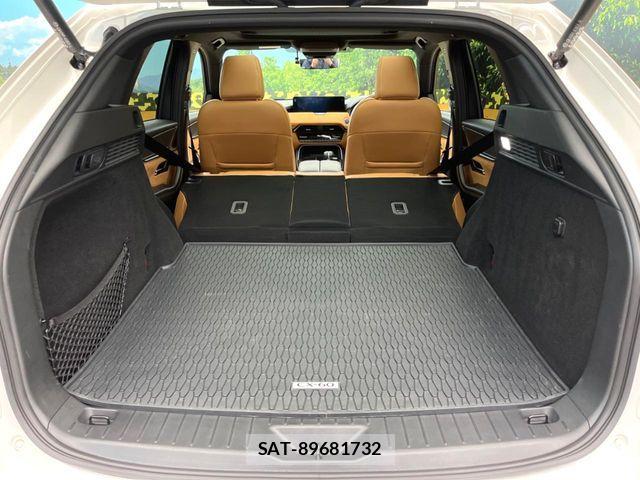 Mazda CX-60 2023-07 8207184-9
