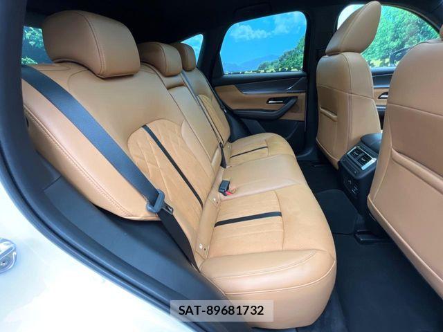 Mazda CX-60 2023-07 8207184-8
