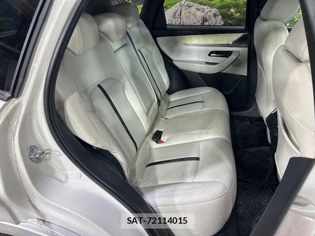Mazda CX-60 2022-10 8207183-8