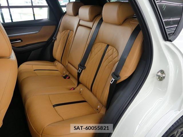 Mazda CX-60 2025-02 8244998-17