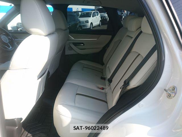 Mazda CX-60 2023-06 8335510-12