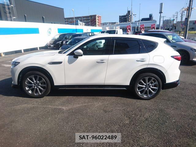 Mazda CX-60 2023-06 8335510-8