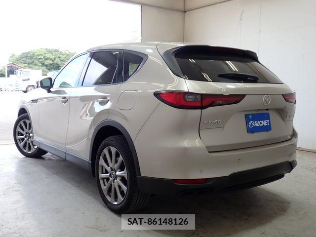 Mazda CX-60 2023-06 8335500-2