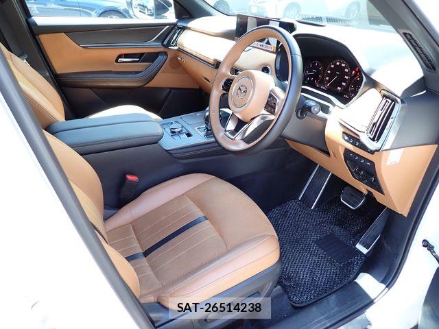 Mazda CX-60 2023-06 8335503-1
