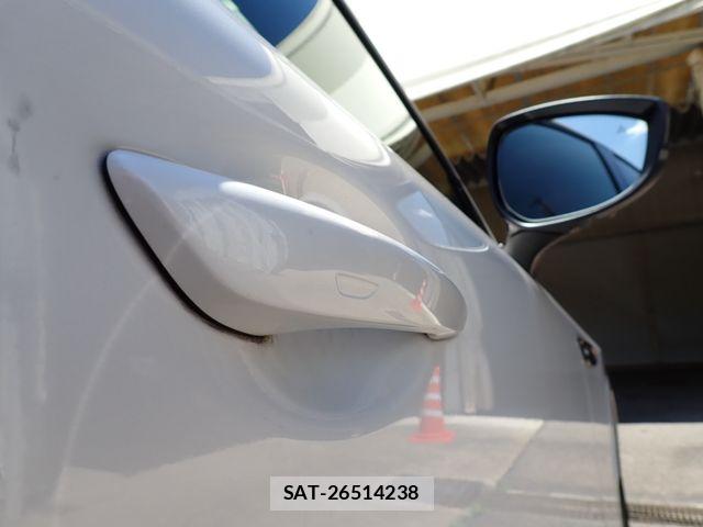 Mazda CX-60 2023-06 8335503-8
