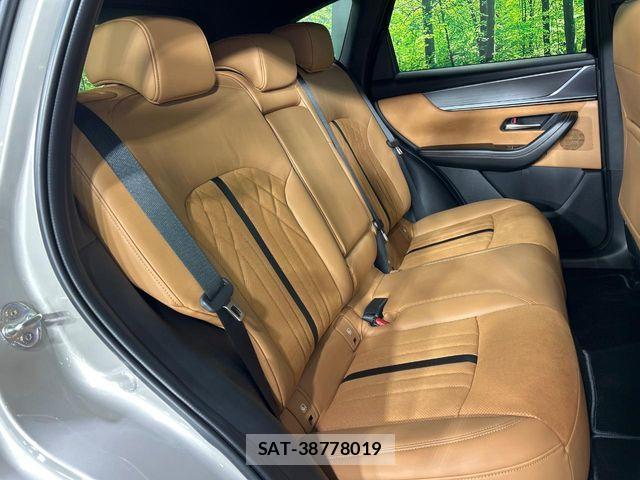 Mazda CX-60 2023-09 8335504-11