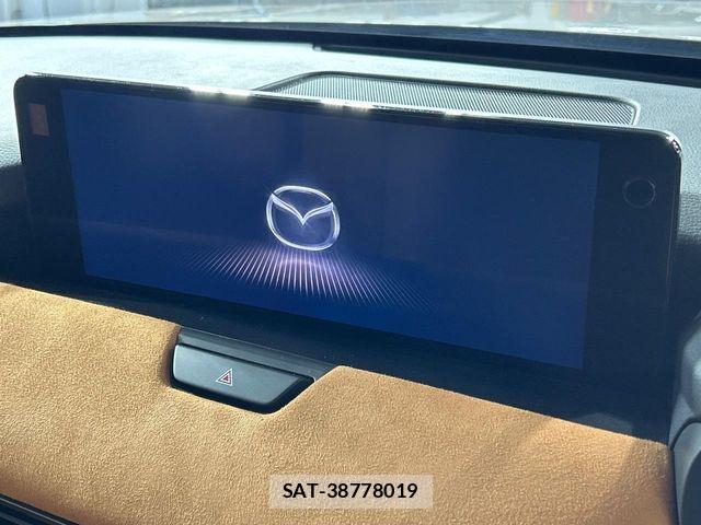 Mazda CX-60 2023-09 8335504-3
