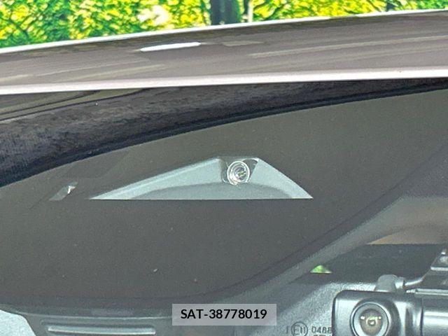 Mazda CX-60 2023-09 8335504-7